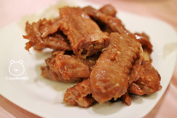Stewed duck tone, wings and webs 鹵水鴨翼、鴨舌、鴨掌