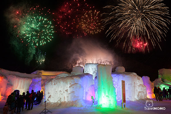Fireworks at Lake Shikotsu Ice Festival 支笏湖冰濤節煙花表演