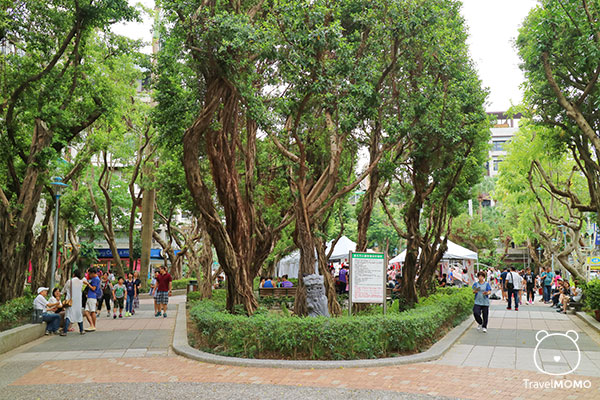 Yong Kang Park in Taipei 台北永康公園
