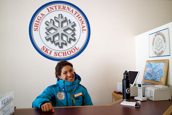 Shiga International Ski School