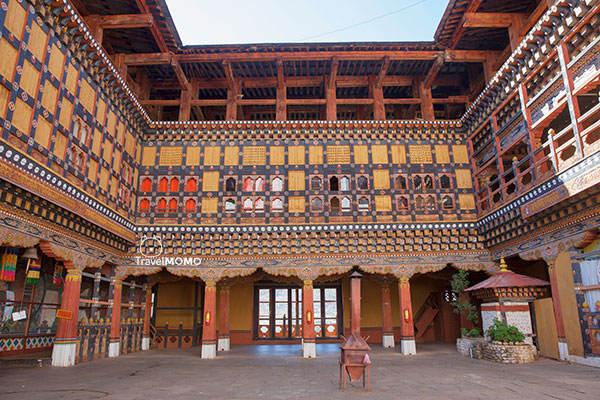 Paro Dzong (Fortress) 帕羅堡